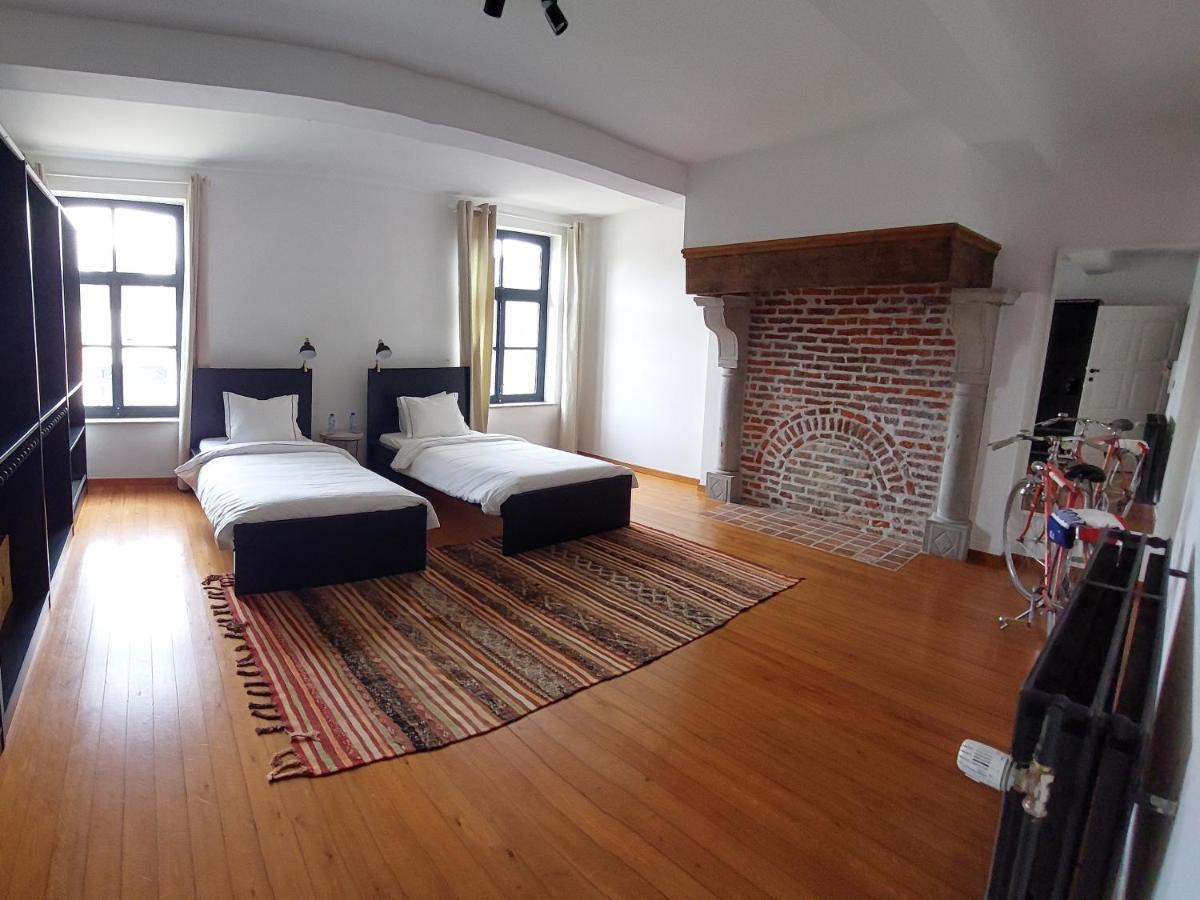 B&B At Haras Petit-Hallet Hannut Bagian luar foto