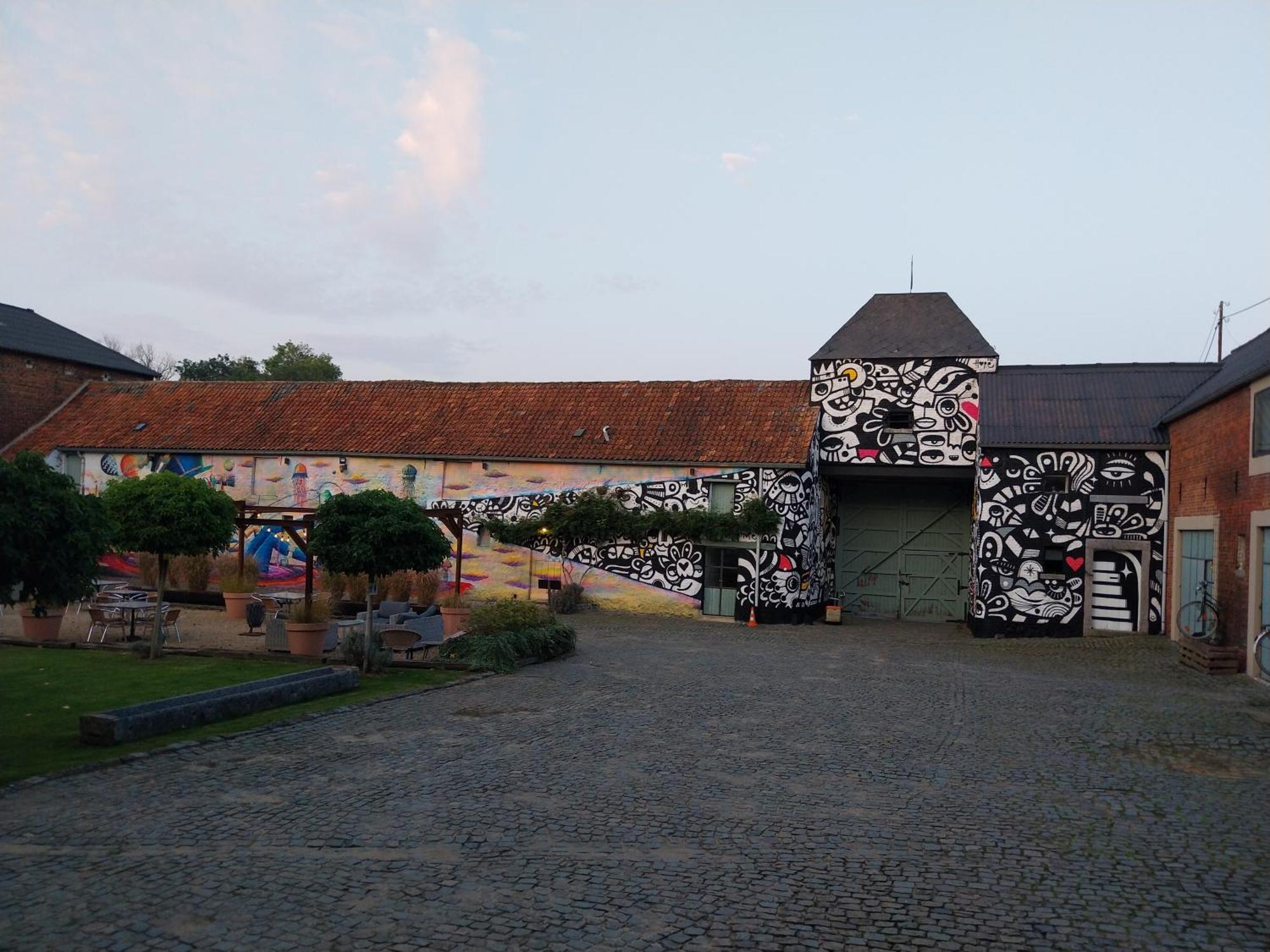B&B At Haras Petit-Hallet Hannut Bagian luar foto